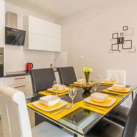 Sound Of The Sea Apartment ซาดาร์ ภายนอก รูปภาพ