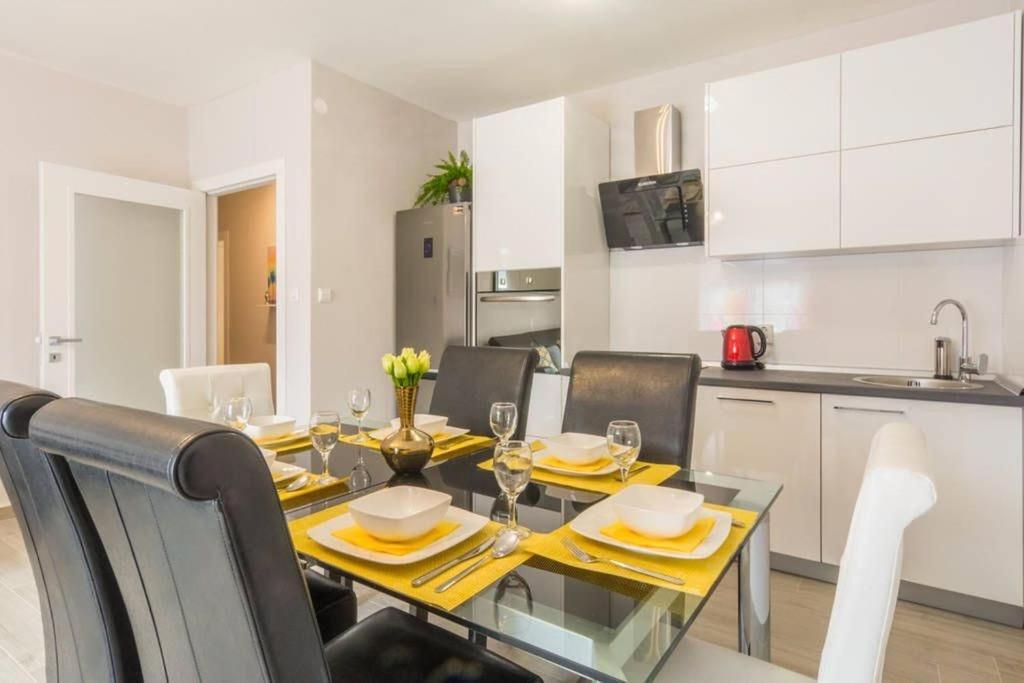 Sound Of The Sea Apartment ซาดาร์ ภายนอก รูปภาพ